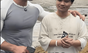 开大劳、住豪宅，炫富网红扎堆演“破产”，哭一场清货 2000万？