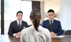 美国10万美元拒人才，中国K签证开门迎客