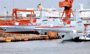 福建舰入列后，这么快又有2艘航母要来？美国惧怕的优势