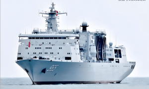 外媒：中国海军正加快扩充综合补给舰规模，以提升远洋补给能力