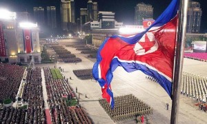 对美韩释放不寻常信号后，金正恩突然致电中方，做出一份关键承诺