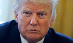 直接点名中国！特朗普紧急宣布：因为中国在贸易谈判中停止采购，美国豆农正承受巨大损失！