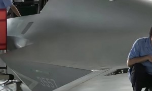 生产一架歼-35要多久？央视公开生产线，数量可能已经第57架了！