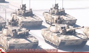 ZTZ-100型坦克首次公开亮相，具备哪些特点？展现中国地面作战力量新高度！