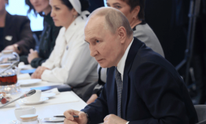 普京到现在才察觉到不对劲，俄军苦战了3年，还是打不赢乌克兰！背后原因不止一个