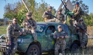 从俄军拉平上将解职说起：乌军也解职两名军团司令，准00后出任美械旅旅长