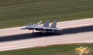 央视曝光歼16驱逐敌机:4代打5代，一个桶滚对方自此消失
