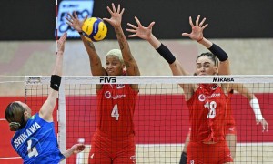 女排世锦赛-土耳其逆转日本首进决赛 意大利惊险过关