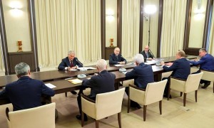 普京提前指定接班人群，破格提拔俄乌前线老兵，打下的江山不能丢