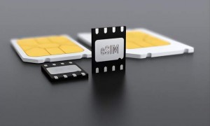 原创 
            库克的“轻薄”梦醒？iPhone Air被曝暂停生产！