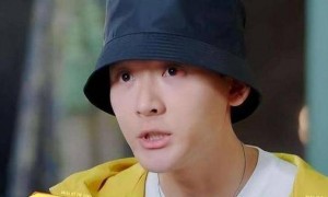 花少7名场面来袭，迷糊张晚意笑料百出，那英5个字总结