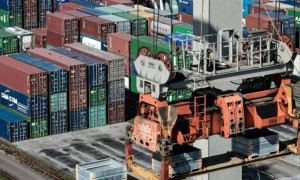 “中欧班列”在波兰遇阻，中国须以强大军事力量，保障发展命脉安全