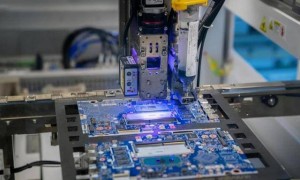 原创 
            北大天才朱佳迪，帮助美国攻克1nm芯片难题后，中国出现奇怪现象