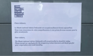 三件总价值超650万欧的中国瓷器在法国被盗