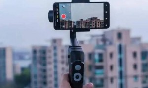 直播军机起降、侮辱保卫部门人员，男子持续泄露军事秘密被抓