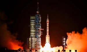 原创 
            突发特讯！中国通告全球：神舟二十二号飞船将在无人状态下发射，引发美西方高度关注